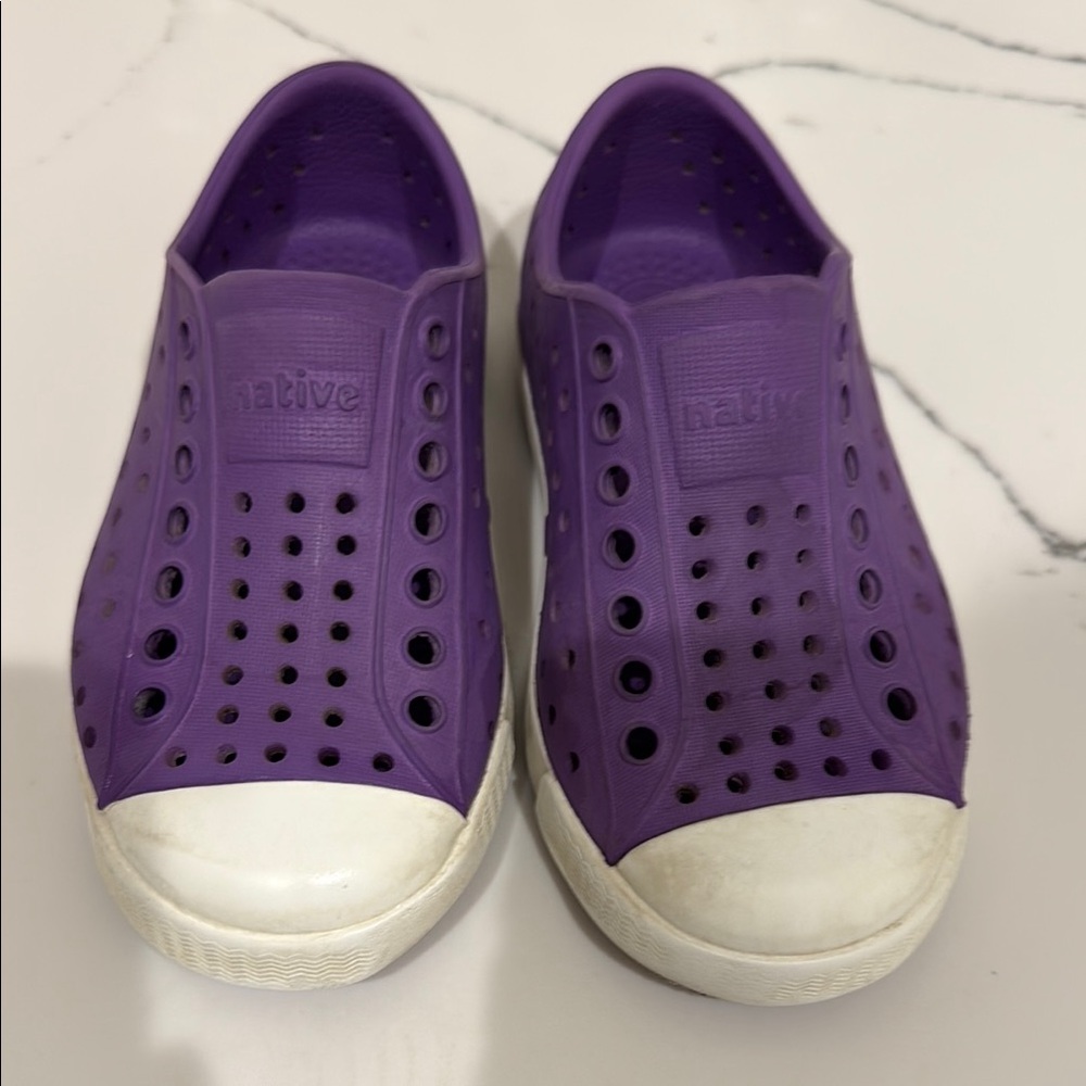 Native toddler size 8 Purple Perforated Slip-Ons